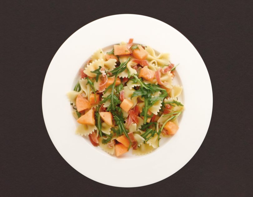 Insalata di Farfalle mit Schinken und Cantaloupe