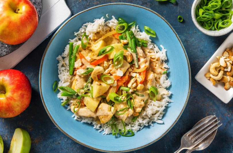 Gelbes Hähnchen-Apfel-Curry