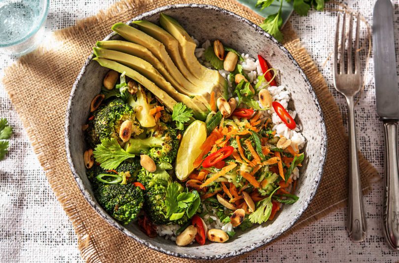 Bunte Bowl nach Thai-Art