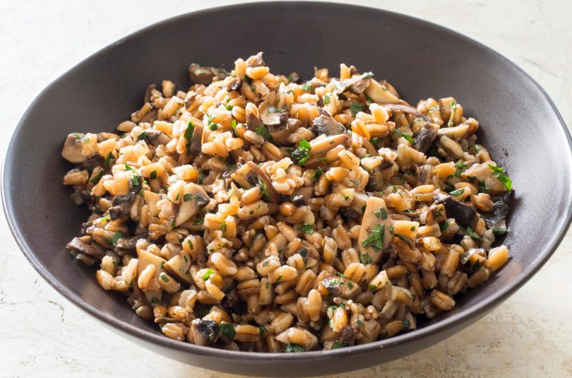 Warm Farro with Mushrooms and Thyme