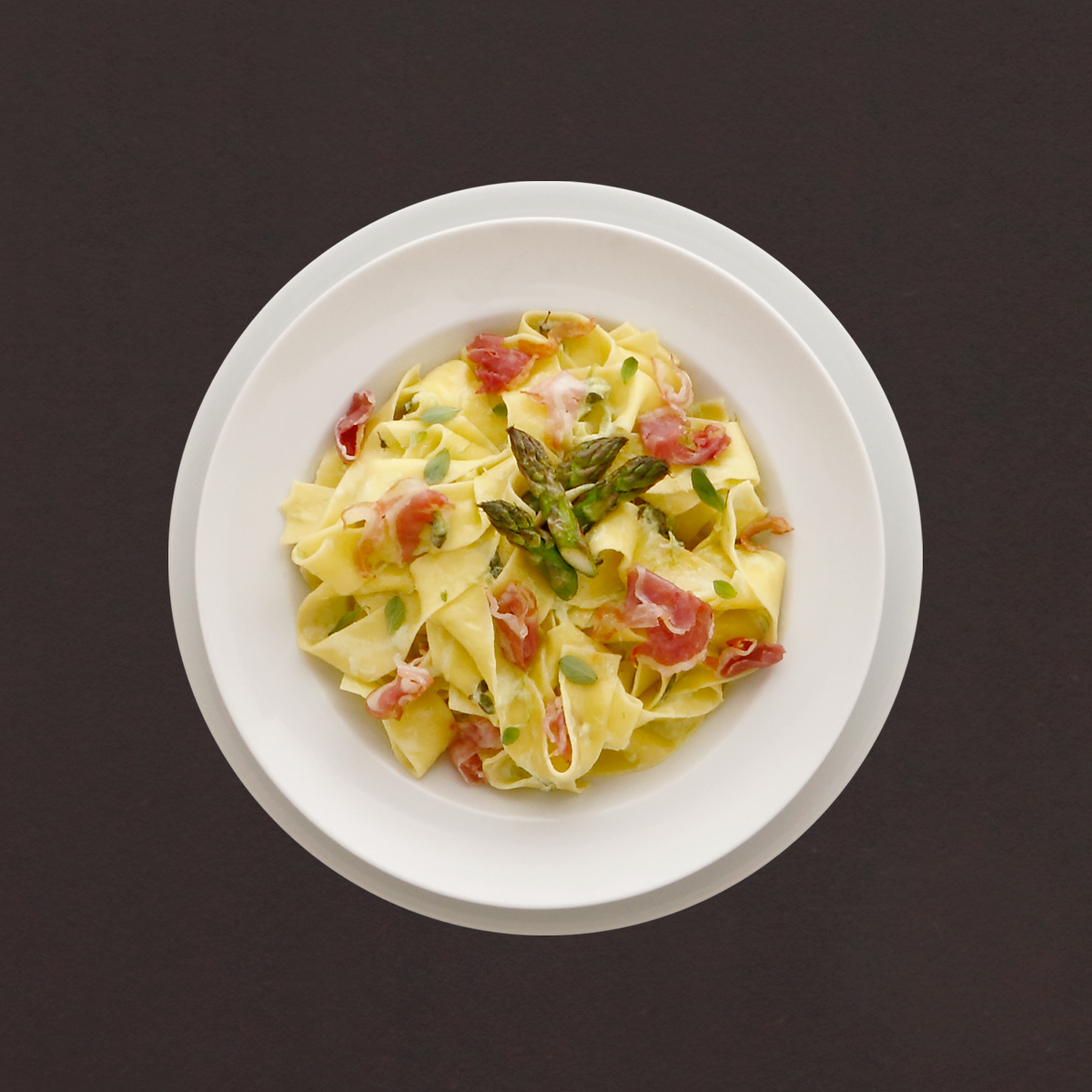 Pappardelle in einer Creme Pappardelle in einer Crème aus Grünem Spargel