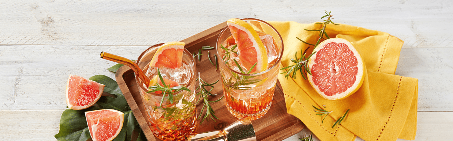 Aperol-Tonic-Rosmarin Aperol Tonic mit Rosmarin