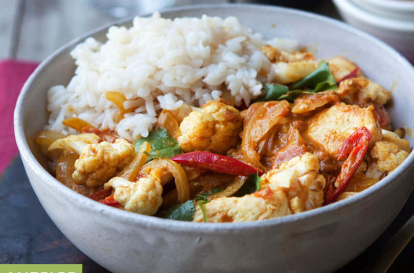 Cashew-Ingewer-Hähnchen mit Grünen Bohnen und Basmatireis