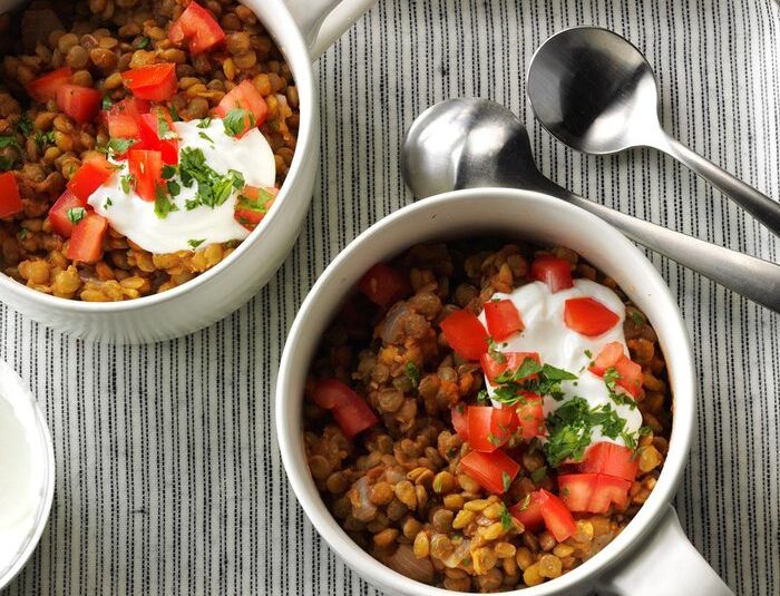 Tomato-Garlic-Lentil-Bowls_EXPS_SDON16_136664_D06_09_6b-2 Tomato-Garlic Lentil Bowls