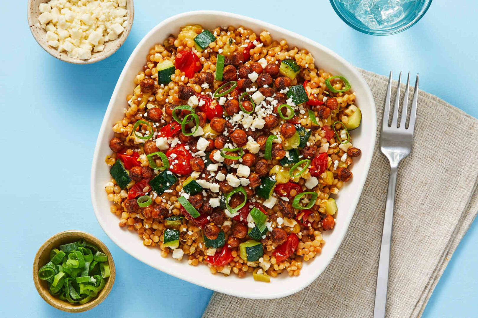 Kichererbsen Couscous mit Zucchini