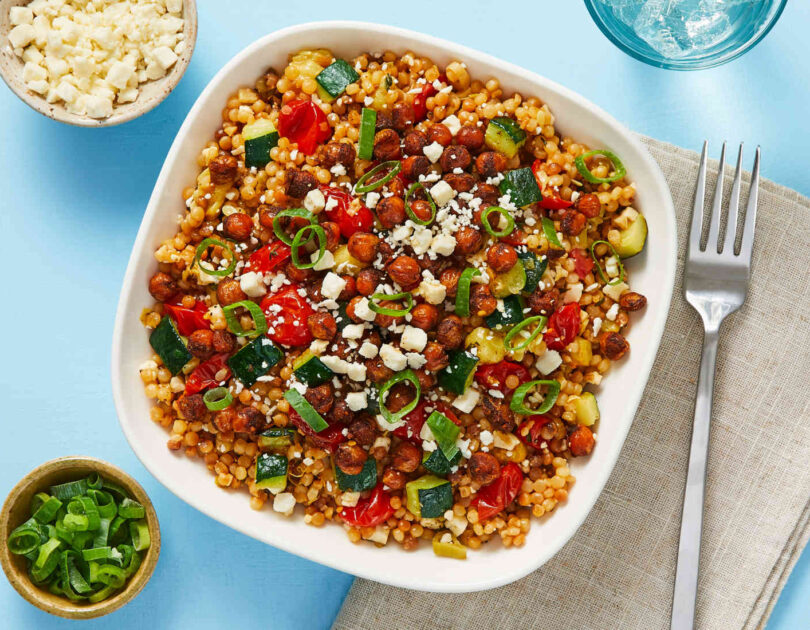 Kichererbsen Couscous mit Zucchini