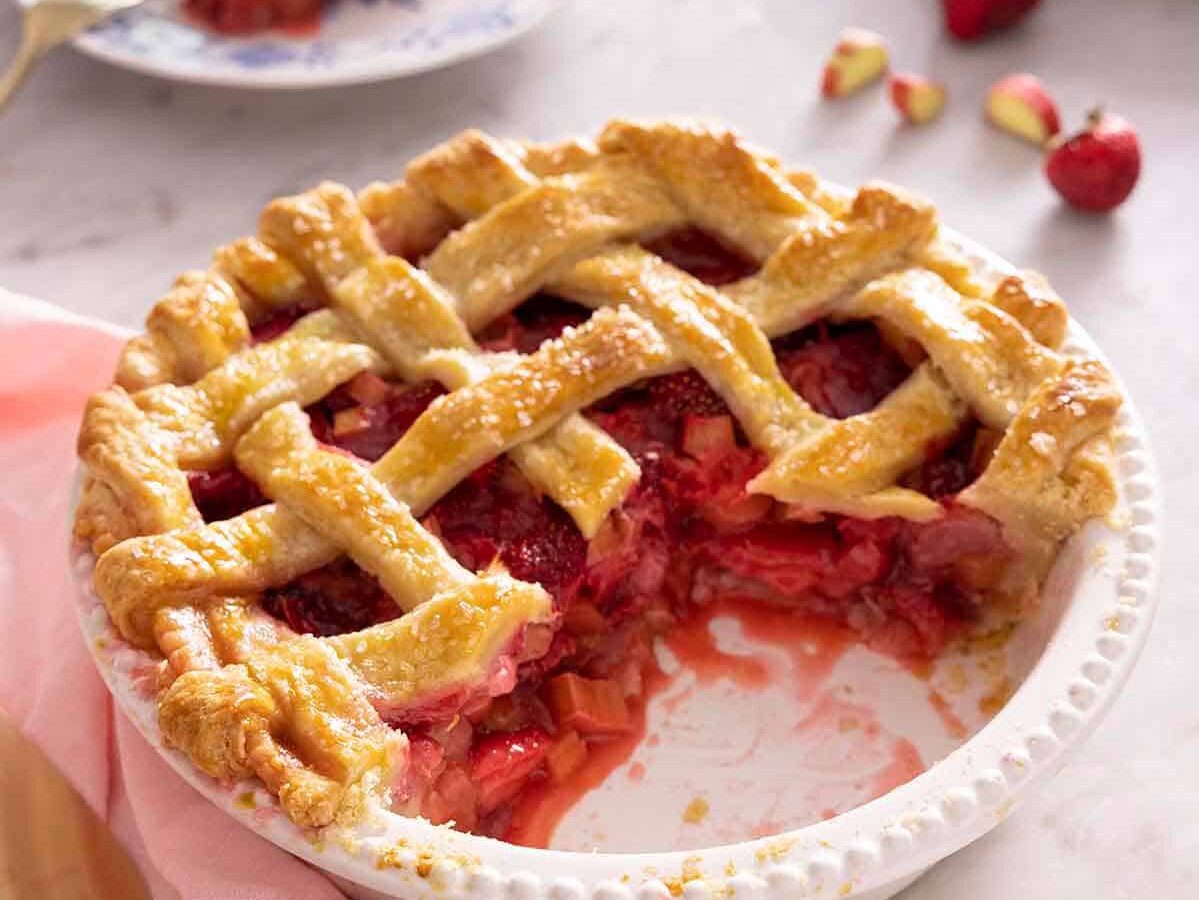 Strawberry-Rhubarb-Pie-Blog-2 Strawberry Rhubarb Pie