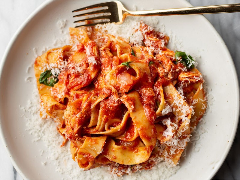 Pappardelle All’arrabbiata mit Salsiccia