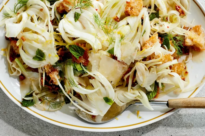 shaved-fennel-salad-with-croutons-and-walnuts Shaved Fennel Salad With Croutons and Walnuts