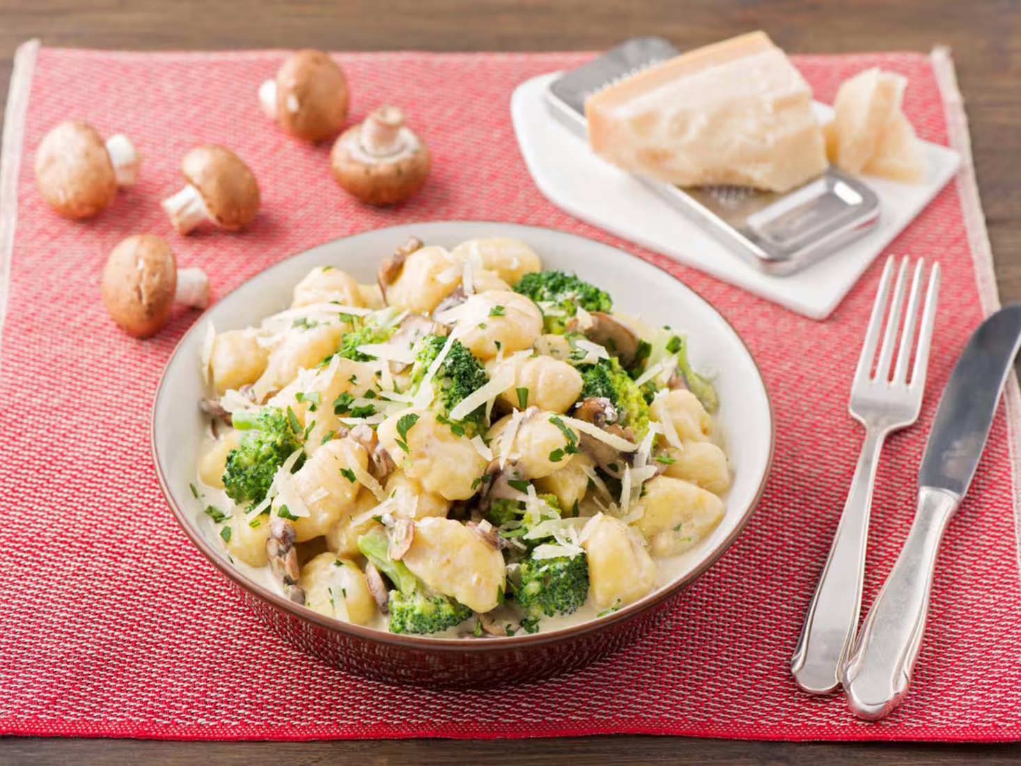 mushroom-and-broccoli-gnocchi-wk-ca7f0f0a Mushroom Gnocchi