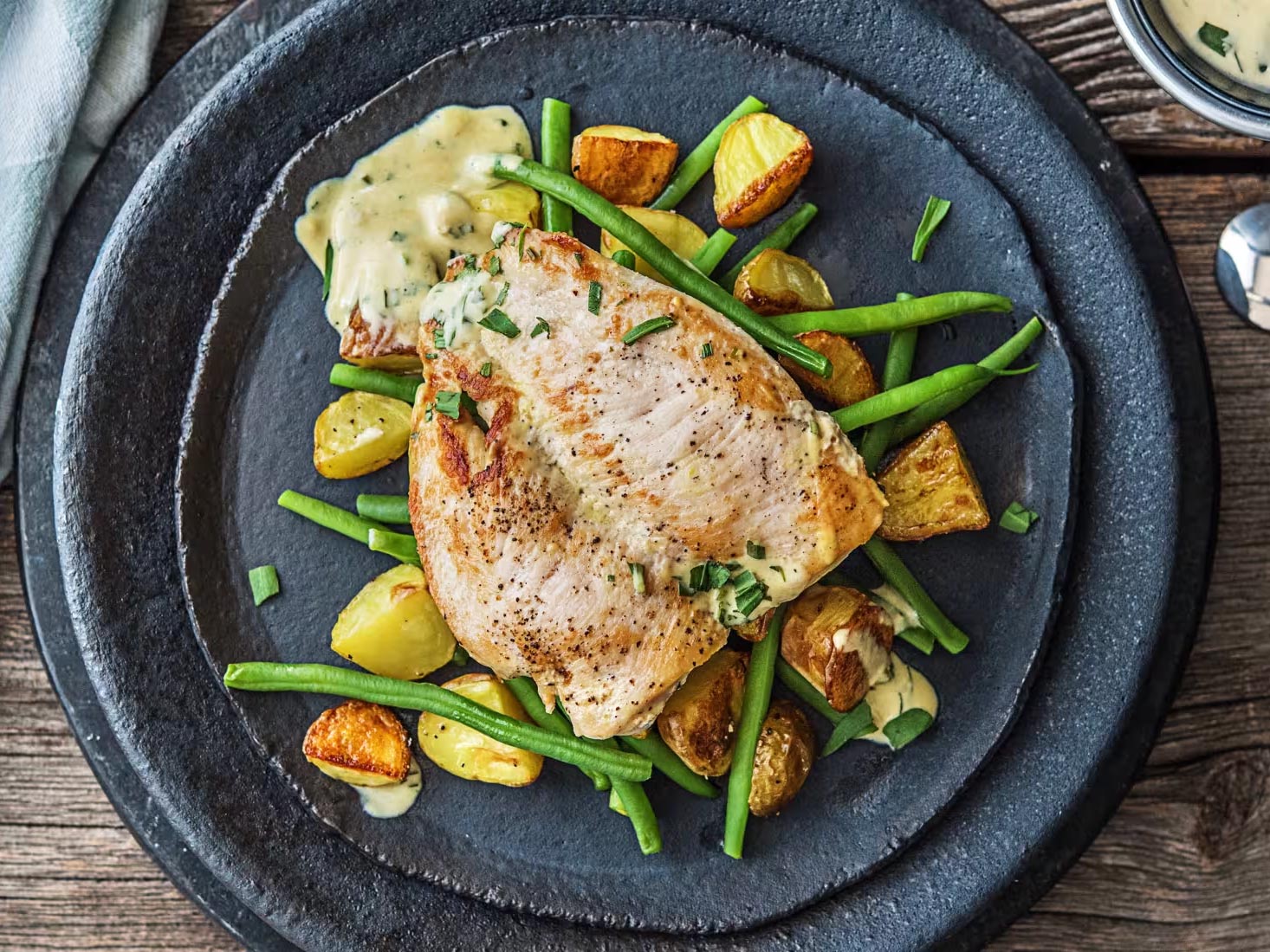 pan-fried-chicken Pan Fried Chicken with Potatoes & Terragon Sauce