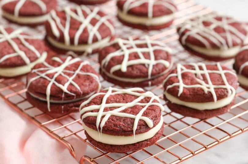 red-velvet-cookies Red Velvet Cookies